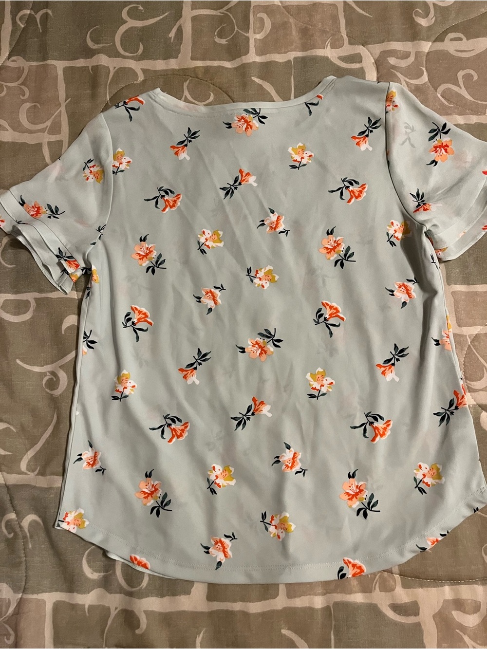 Ann Taylor Factory Women's S Blue Floral Round Neck Short Sleeve Blouse - Picture 3 of 4